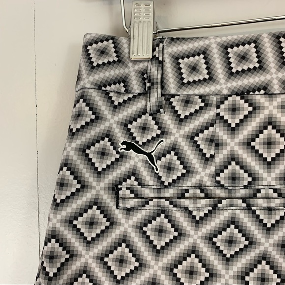 Puma Lifestyle Golf Shorts Chino Black White Geometric 2 - Picture 5 of 8